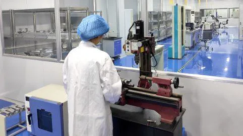 좋은 서비스와 전기 차량 밧데리 트레이를 위한 CNC 제품을 기계화하는 알루미늄 합금 정확성